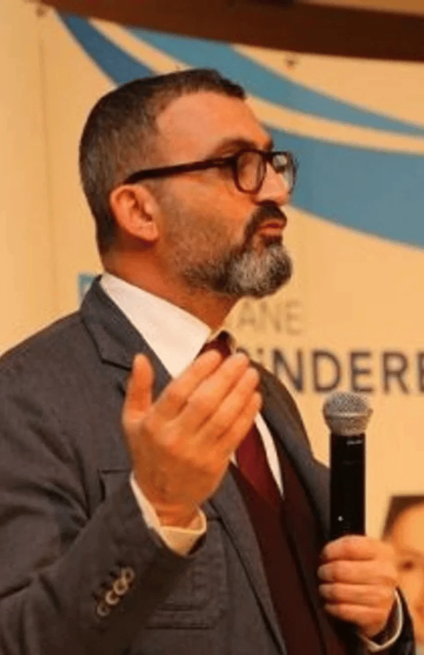 İstanbul'da tüp mide ameliyatı yapan Prof. Dr. Oğuzhan Karatepe