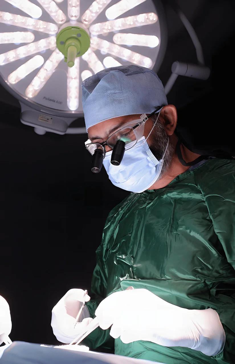 Tüp mide ameliyatı yapan deneyimli doktor Oğuzhan Karatepe