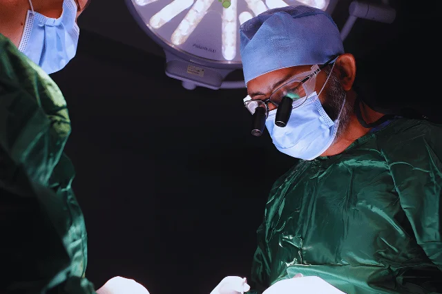 Tüp mide konusunda uzman cerrah Prof. Dr. Oğuzhan Karatepe